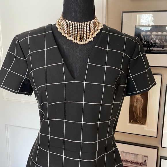Ann Taylor Black Windowpane Dress with v-neck & cap sleeves - Picture 3 of 13